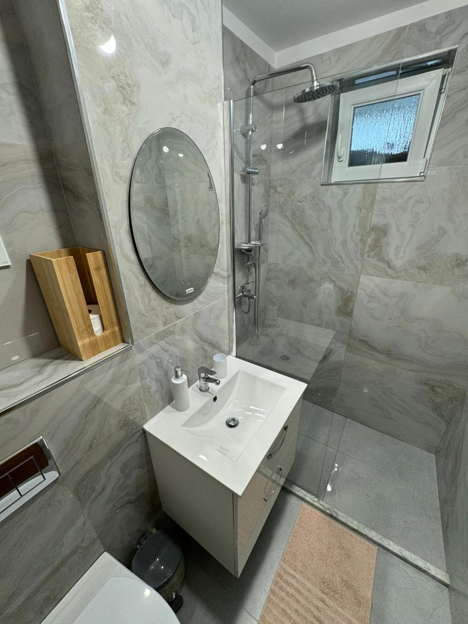 Apartament Central Râmnicu Vâlcea Dış mekan fotoğraf