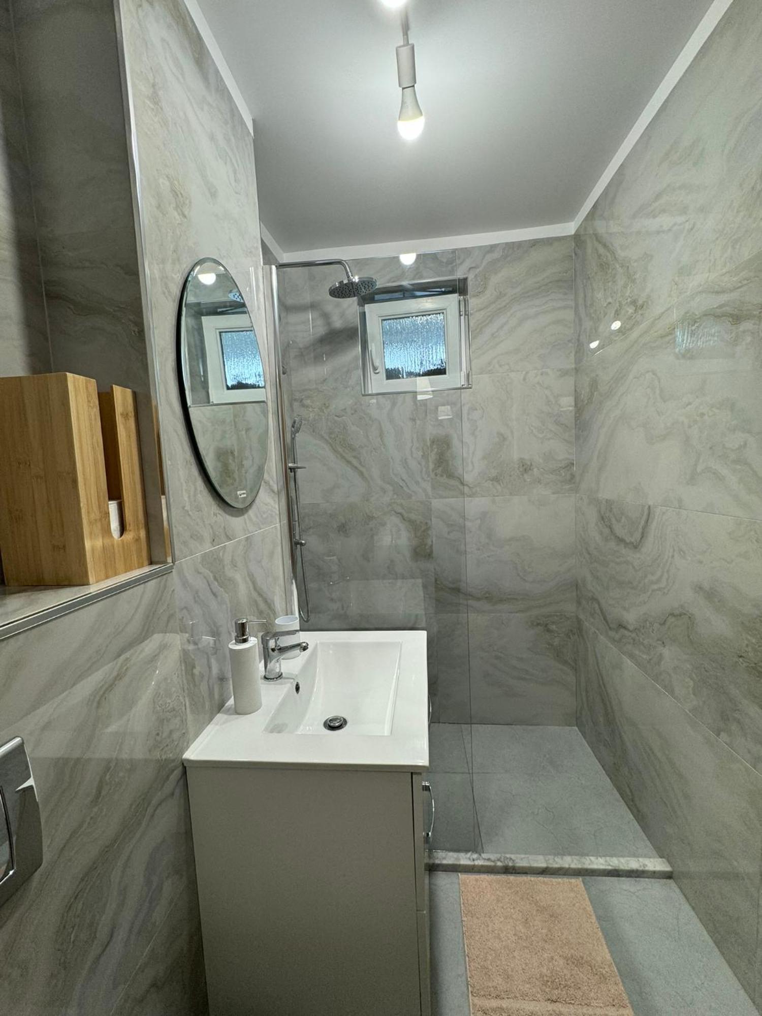 Apartament Central Râmnicu Vâlcea Dış mekan fotoğraf