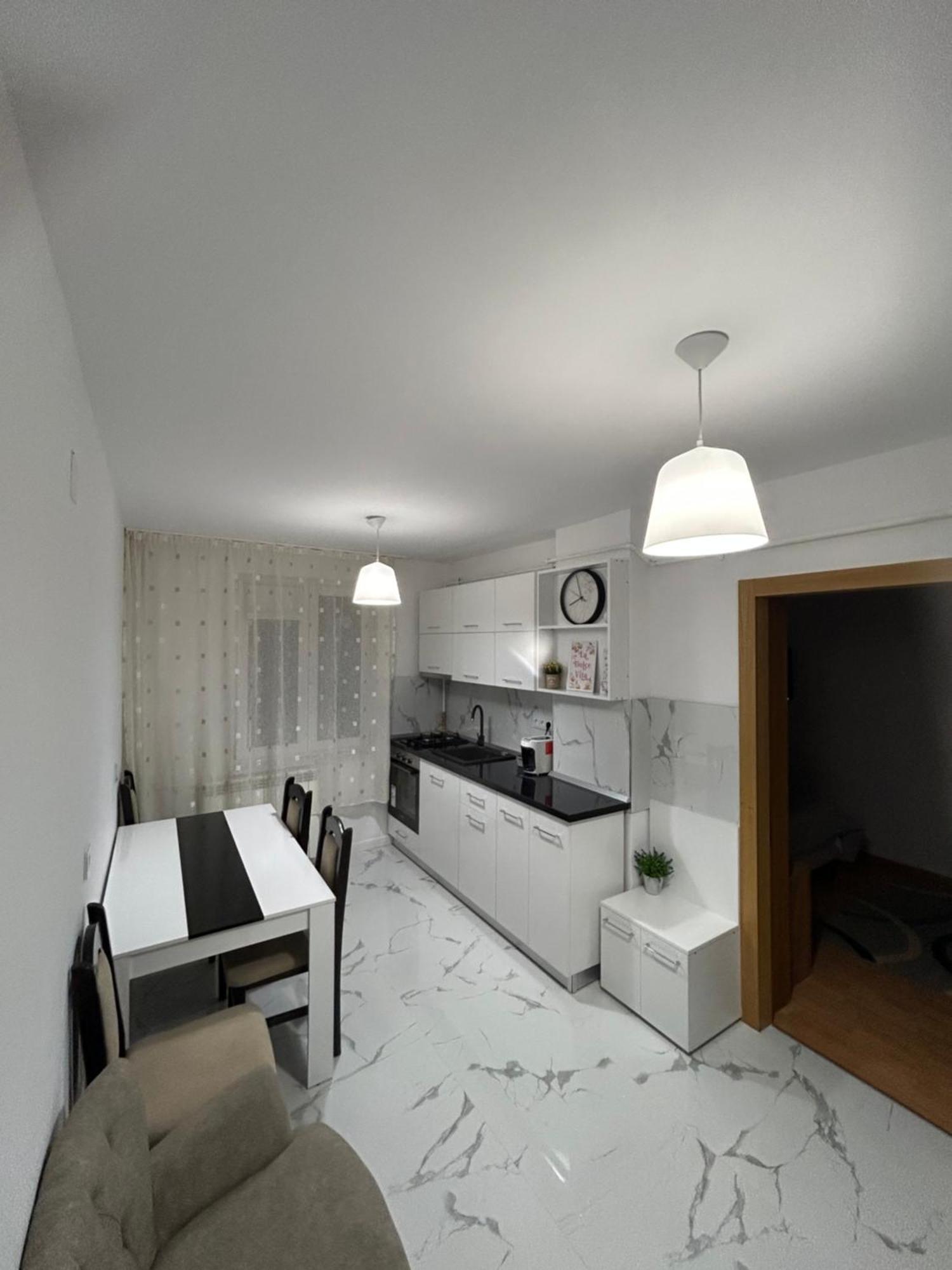 Apartament Central Râmnicu Vâlcea Dış mekan fotoğraf